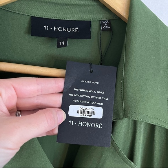 11 HONORE Sheila Notched Collar Long Sleeve Utility Jumpsuit - Picture 9 of 11